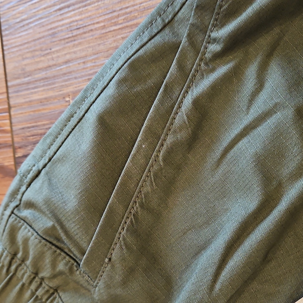 NEW Cargo Green Prana double peak skort - Picture 4 of 11